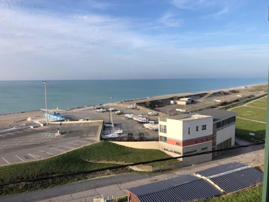 Pleine Face Mer Et Plage Ault Exteriér fotografie