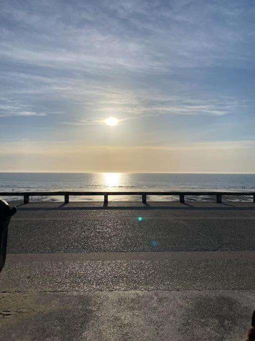 Pleine Face Mer Et Plage Ault Exteriér fotografie
