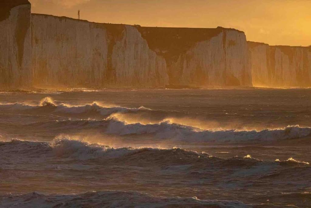 Pleine Face Mer Et Plage Ault Exteriér fotografie